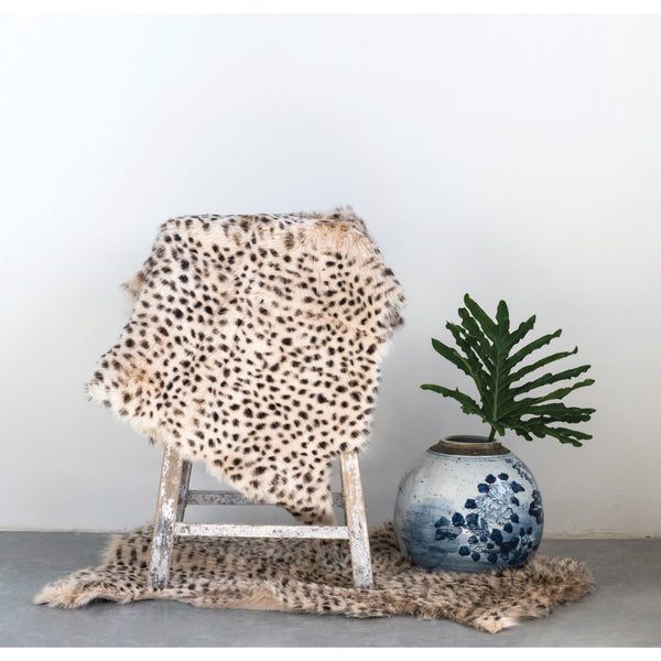 Leopard Print Goat Fur Rug 2’x3’